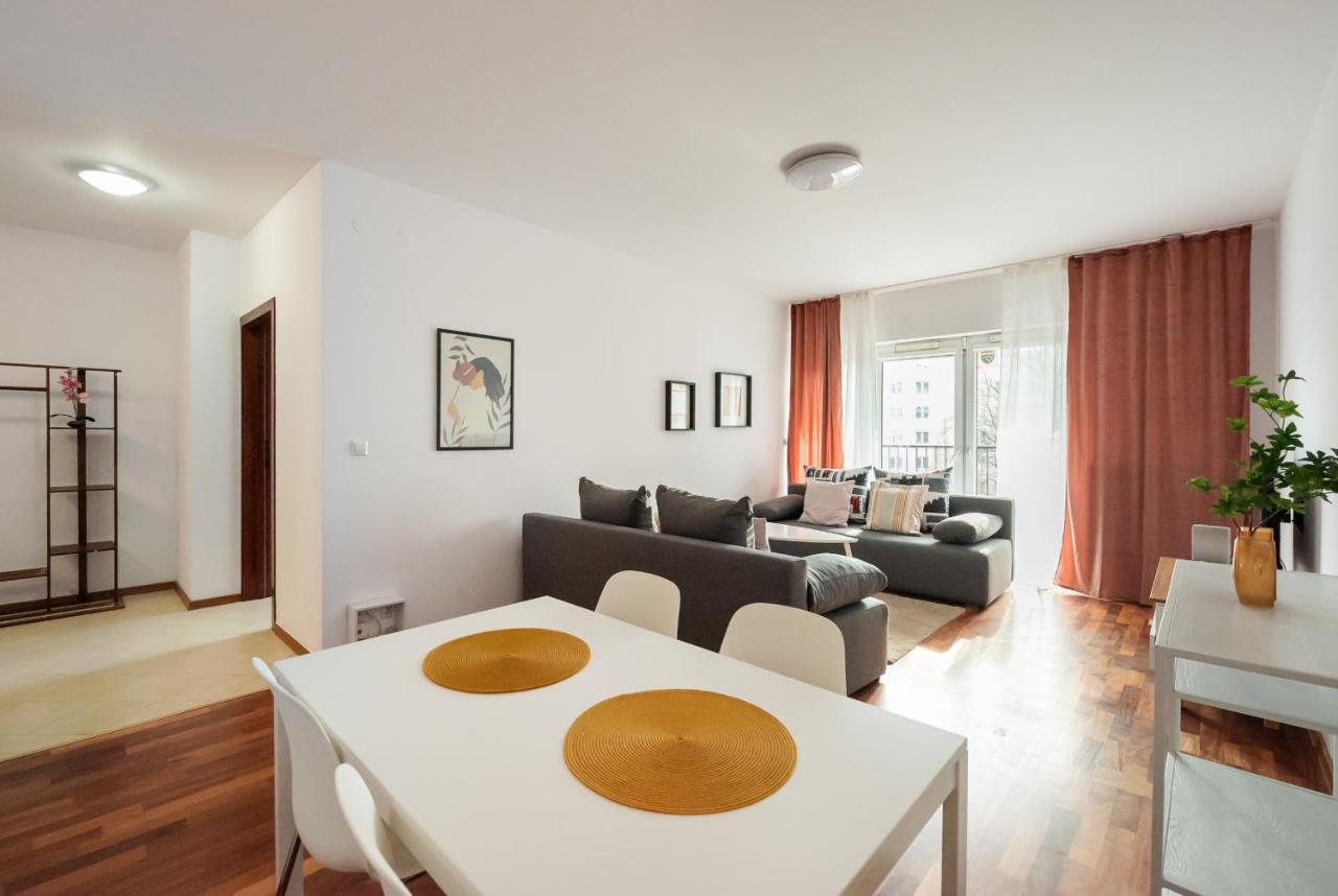 Wola Sunshine Apartment Free Parking 华沙 外观 照片